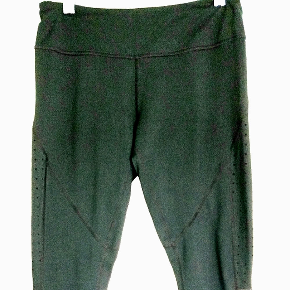 ZELLA athletic legging S petite back zipper pocket side…